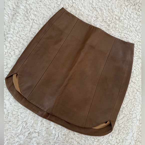 Designer “The Sei” 100% Lambskin Baseball Hem Mini Skirt, Size 2. - Picture 12 of 16